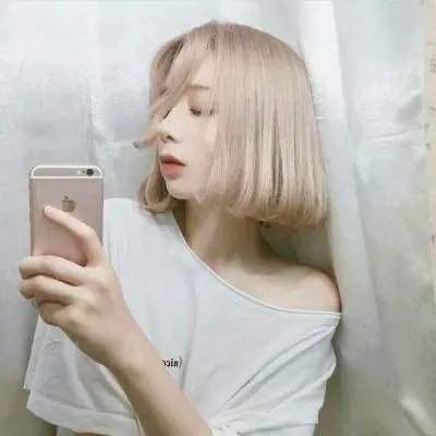 她不土，她是我妹妹